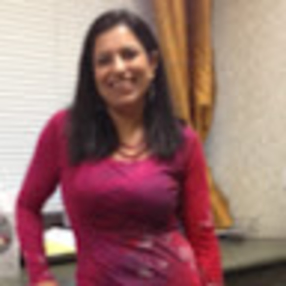 Meet your Posher, Lori - Picture 1 of 1